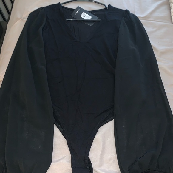 Black chiffon sleeve bodysuit - Picture 3 of 3